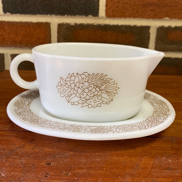 Kitchen Vintage Pyrex Woodland Gravy Boat W Plate Poshmark